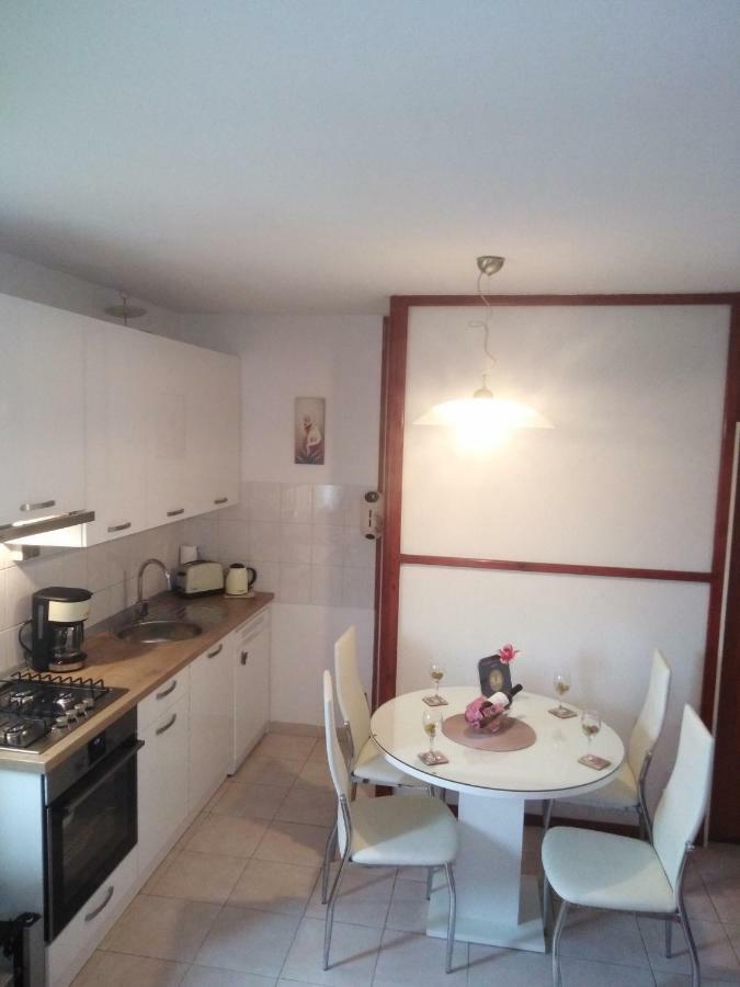 Luciana Appartement Zadar Buitenkant foto